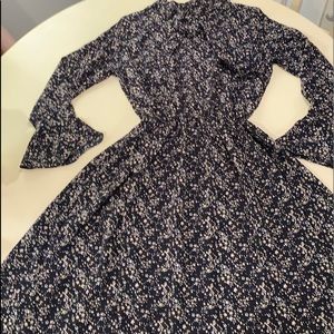 blue floral long sleeve dress